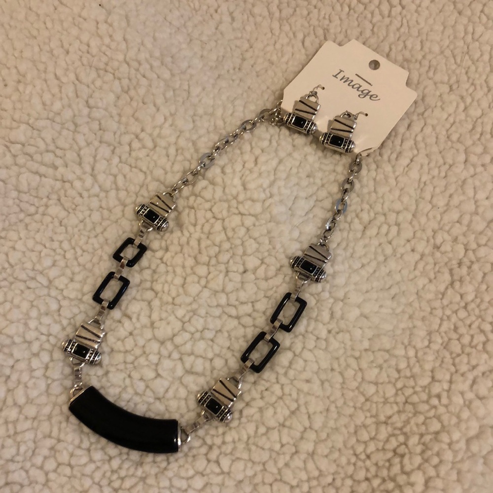 NEW Image black and silvertone necklace and earrings